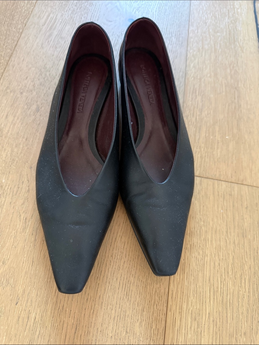 Bottega black almond flats